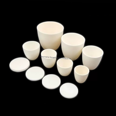 Fabryka tworzy na zamówienie wysokotemperaturowe, odporne na korozję 99% ceramiczne żurawie do laboratoriów